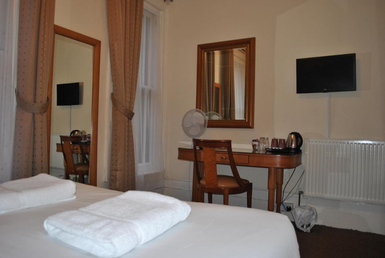 Town House Rooms Хейстингс Екстериор снимка