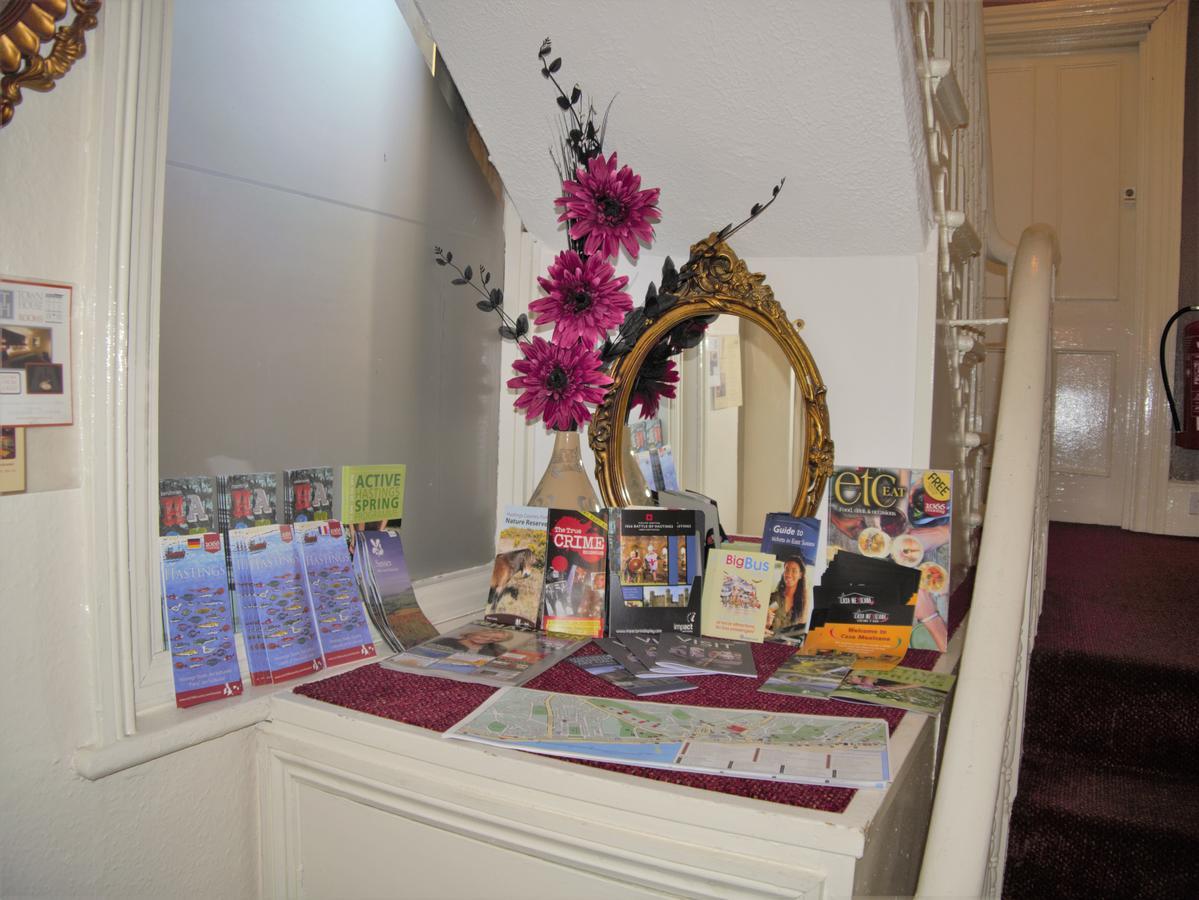 Town House Rooms Хейстингс Екстериор снимка