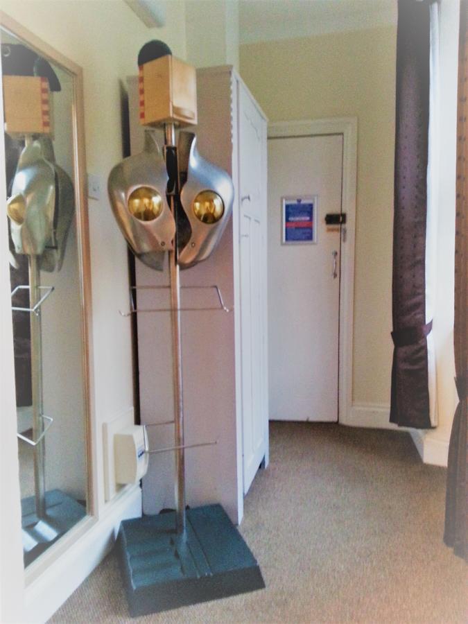 Town House Rooms Хейстингс Екстериор снимка