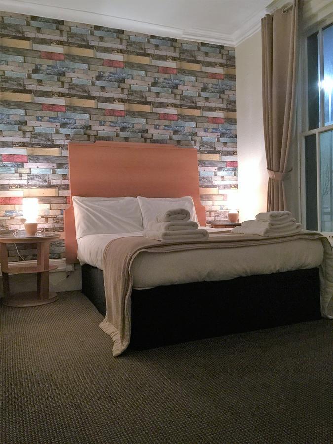 Town House Rooms Хейстингс Екстериор снимка